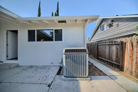 Exterior - 272 Ramona Way, Tracy, CA 95376 photo 1 of 17