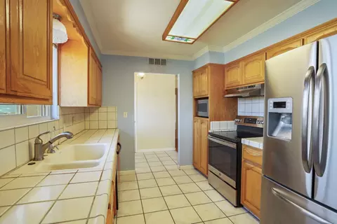 409 A St, Galt, CA 95632 photo 12