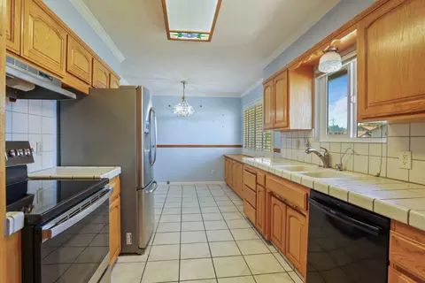 409 A St, Galt, CA 95632 photo 10