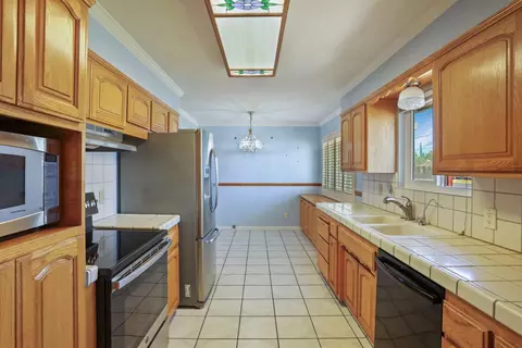 409 A St, Galt, CA 95632 photo 9