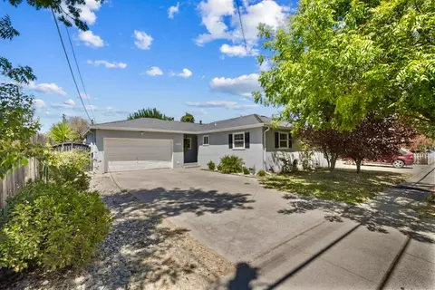 2009 Carver Rd, Modesto, CA 95350 photo 1