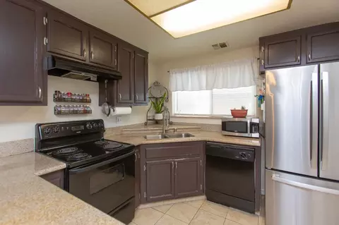 Kitchen - 3180 Andre Ln, Turlock, CA 95382 photo 2 of 2