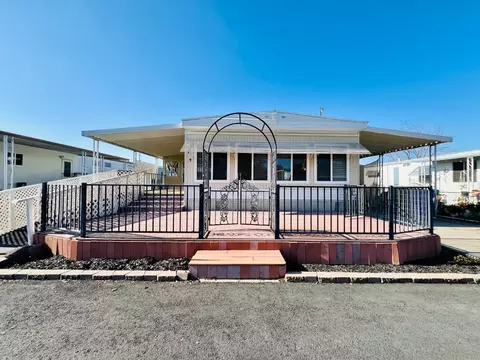 605 Pringle Ave #9, Galt, CA 95632 photo 2
