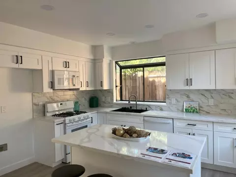 Kitchen - 5104 Felicia Way, Elk Grove, CA 95758 photo 1 of 2
