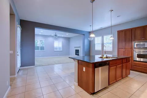 1709 Thomas Ct, Modesto, CA 95355 photo 13