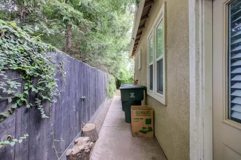 1709 Thomas Ct, Modesto, CA 95355 photo 28