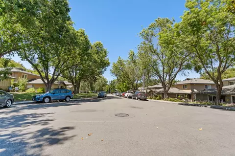 2204 Segundo Ct #2, Pleasanton, CA 94588 photo 34