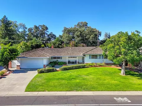 44298 N El Macero Dr, El Macero, CA 95618 photo 1