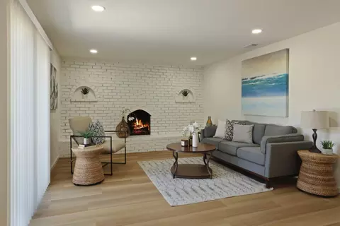 Living - 1436 Chester Dr, Tracy, CA 95376 photo 4 of 9