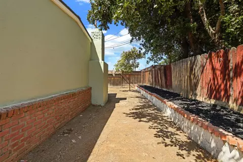 Exterior - 1436 Chester Dr, Tracy, CA 95376 photo 9 of 10