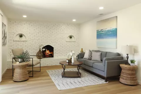 Living - 1436 Chester Dr, Tracy, CA 95376 photo 7 of 9