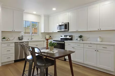 Kitchen - 1436 Chester Dr, Tracy, CA 95376 photo 2 of 5