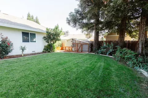 Exterior - 489 Cabernet Ct, Escalon, CA 95320 photo 11 of 16