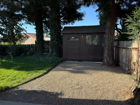 Exterior - 489 Cabernet Ct, Escalon, CA 95320 photo 13 of 16