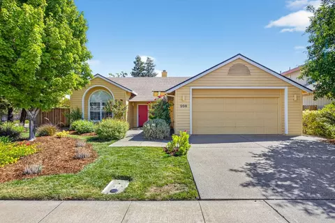 Exterior - 208 Avocet Ave, Davis, CA 95616 photo 2 of 20