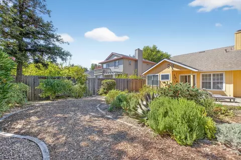 Exterior - 208 Avocet Ave, Davis, CA 95616 photo 18 of 20