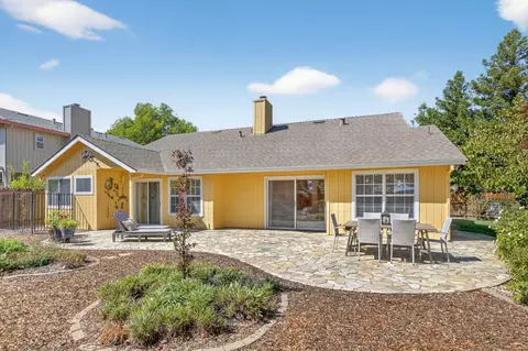 Exterior - 208 Avocet Ave, Davis, CA 95616 photo 12 of 20