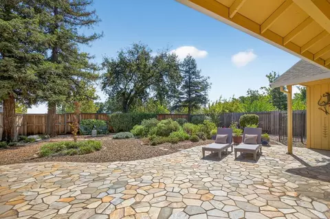 Exterior - 208 Avocet Ave, Davis, CA 95616 photo 5 of 20