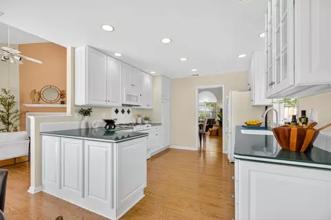 Kitchen - 208 Avocet Ave, Davis, CA 95616 photo 1 of 7