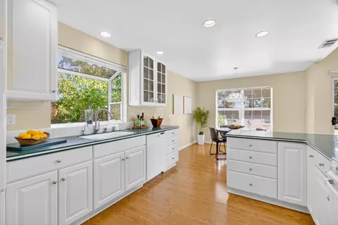Kitchen - 208 Avocet Ave, Davis, CA 95616 photo 6 of 7