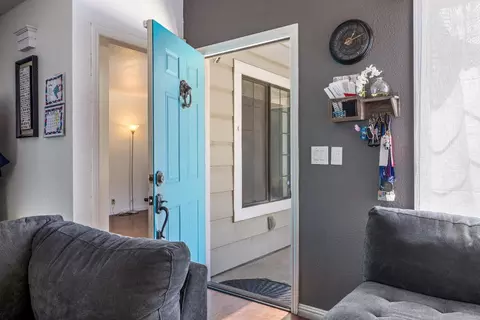 Entry Way - 175 W Clover Rd, Tracy, CA 95376 photo 1 of 7