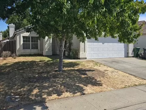 8645 Black Kite Dr, Elk Grove, CA 95624