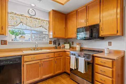 1155 Brentwood Ave, Gustine, CA 95322 photo 11