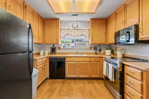 1155 Brentwood Ave, Gustine, CA 95322 photo 9