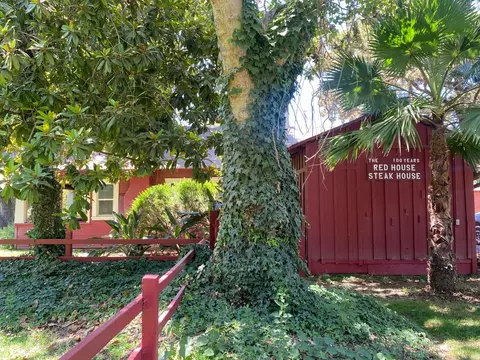 Exterior - 423 Hogue Rd, Modesto, CA 95356 photo 3 of 7