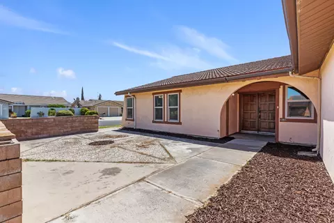 1444 Midland Ct, Manteca, CA 95336 photo 4