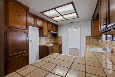 1444 Midland Ct, Manteca, CA 95336 photo 11