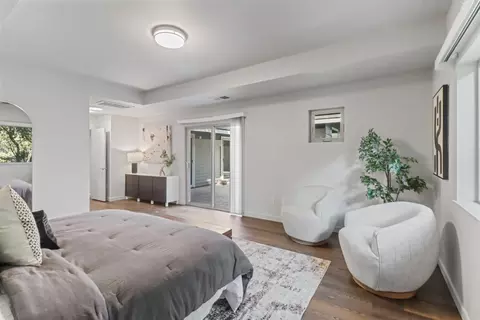 Bedroom - 4606 San Marino Dr, Davis, CA 95618 photo 3 of 10