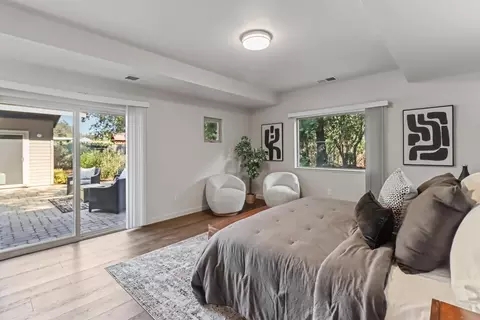 Bedroom - 4606 San Marino Dr, Davis, CA 95618 photo 2 of 10