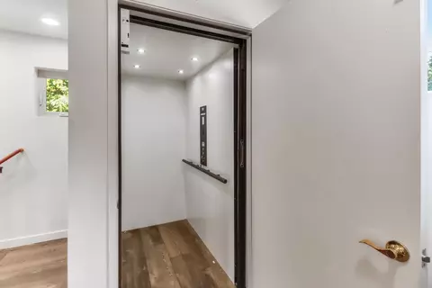 Entry Way - 4606 San Marino Dr, Davis, CA 95618 photo 4 of 4