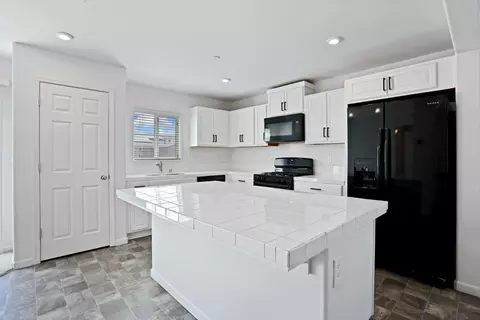 330 Ostrander Ave, Merced, CA 95341 photo 12