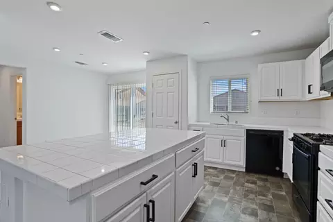330 Ostrander Ave, Merced, CA 95341 photo 13