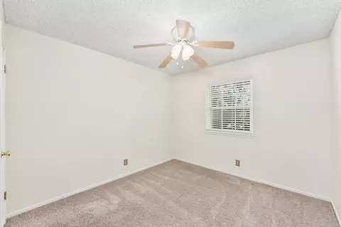 4006 Knoll Top Ct, Carmichael, CA 95608 photo 32