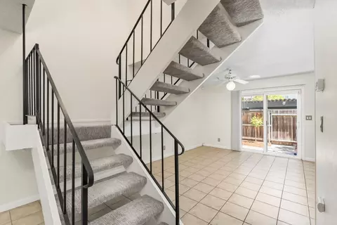 4006 Knoll Top Ct, Carmichael, CA 95608 photo 14