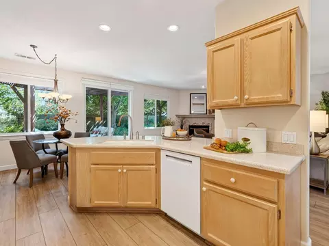 704 Kestrel Pl, Davis, CA 95616 photo 13