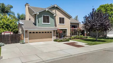 259 Otis Dr, Ripon, CA 95366 photo 3