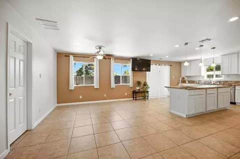 6147 Orsi Cir, Carmichael, CA 95608 photo 12