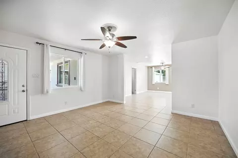 6147 Orsi Cir, Carmichael, CA 95608 photo 4