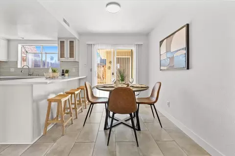 Dining - 1974 Shadowbrook Dr, Merced, CA 95348 photo 1 of 3