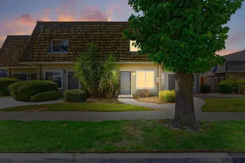 1974 Shadowbrook Dr, Merced, CA 95348 photo 1