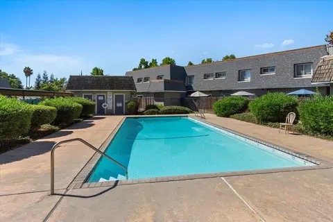 Exterior - 1974 Shadowbrook Dr, Merced, CA 95348 photo 3 of 4