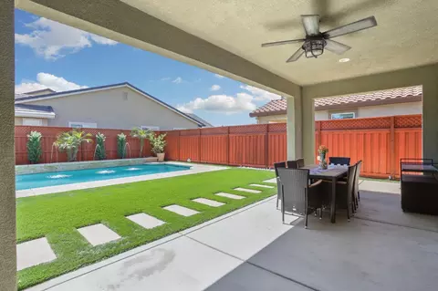 332 Franklin Ln, Ripon, CA 95366 photo 3