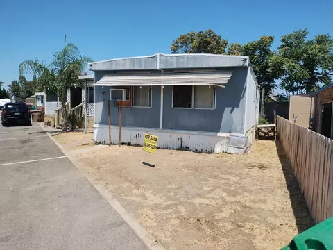 5000 Pierce #19, Bakersfield, CA 93308
