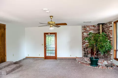 2482 E Collier Rd, Acampo, CA 95220 photo 9