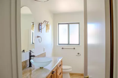 2482 E Collier Rd, Acampo, CA 95220 photo 13