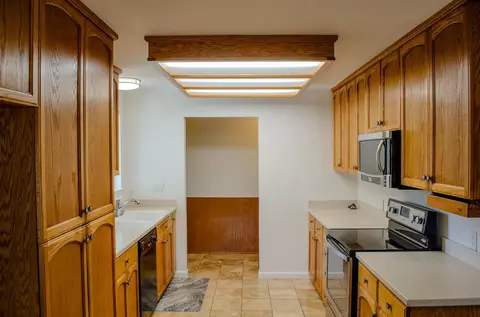 2482 E Collier Rd, Acampo, CA 95220 photo 7